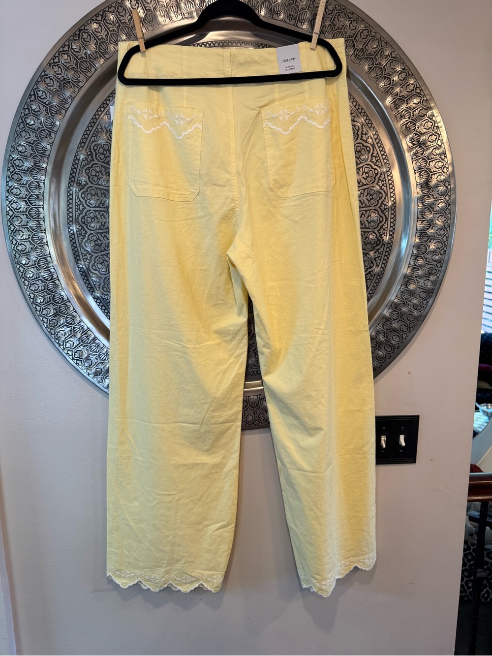 Anthropology Maeve Colette Yellow Embroidered Scallop Wide-Leg Crop Pants 33T NW - Picture 7 of 15